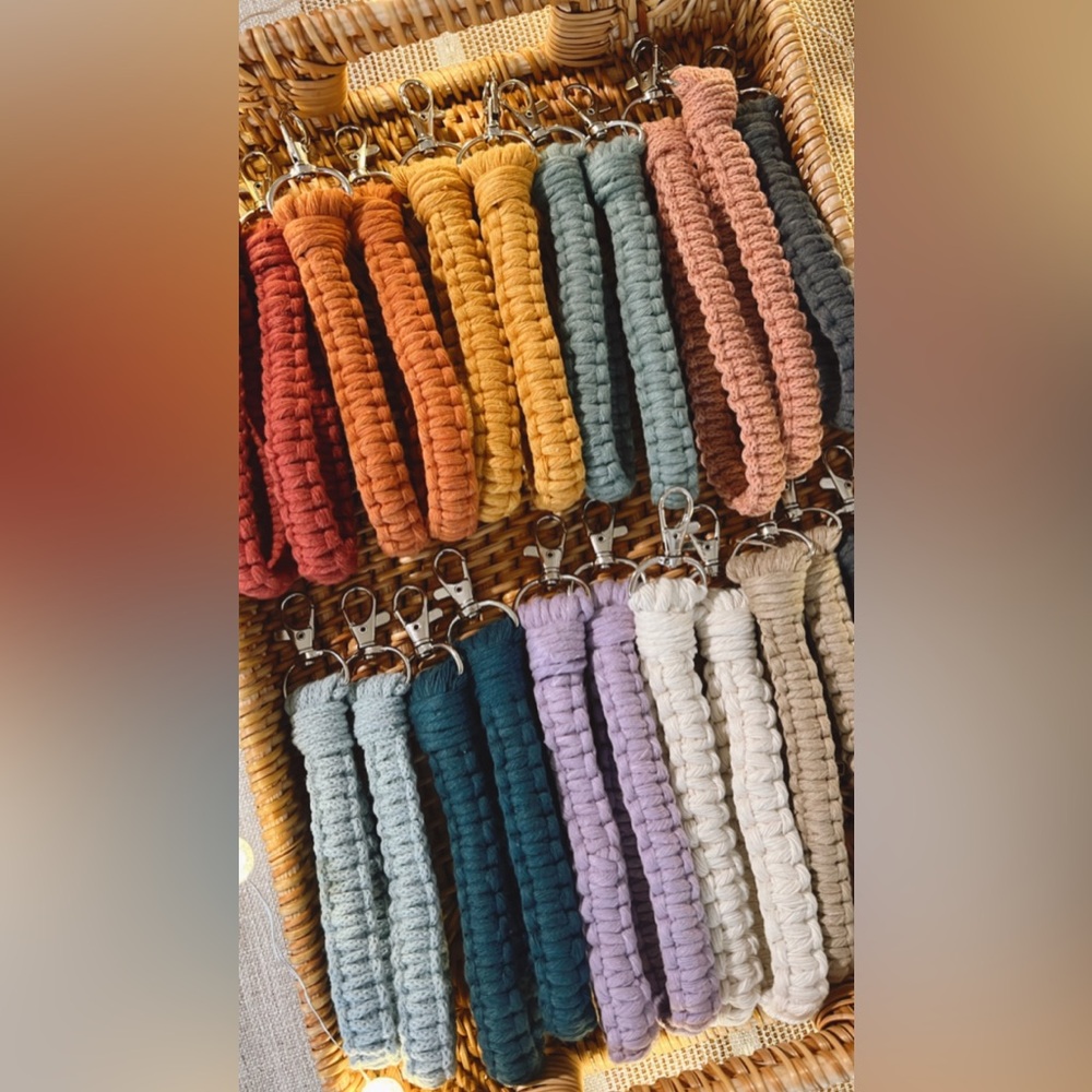 Macrame Keychain - Picture 2 of 2